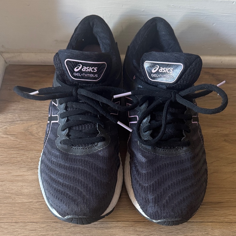 Ladies ASICS Gel-Nimbus Black Sneakers